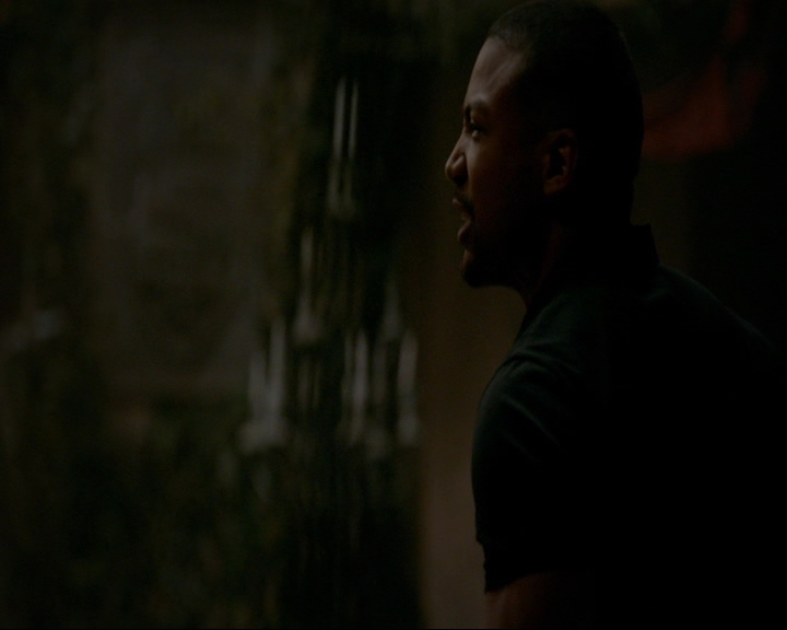 VampireDiaries-dot-nl_TheOriginals4x02NoQuarter1743.jpg