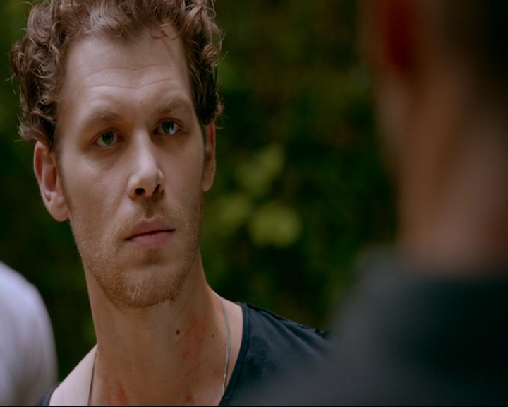 VampireDiaries-dot-nl_TheOriginals4x02NoQuarter1989.jpg