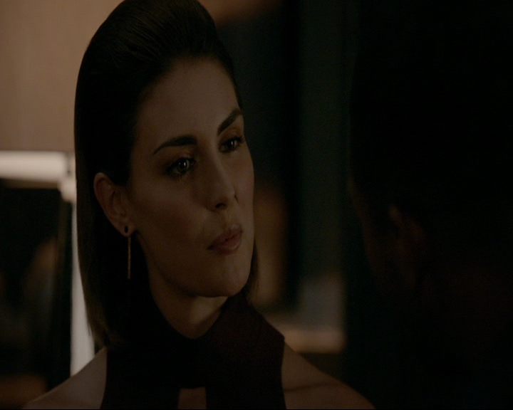 VampireDiaries-dot-nl_TheOriginals4x02NoQuarter2088.jpg