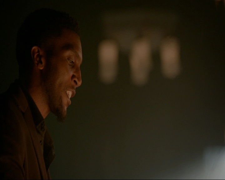 VampireDiaries-dot-nl_TheOriginals4x03HaunterOfRuins0246.jpg