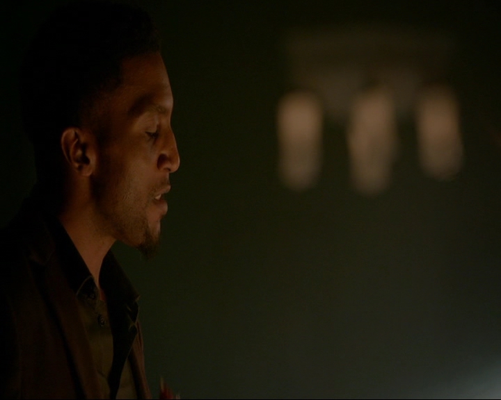 VampireDiaries-dot-nl_TheOriginals4x03HaunterOfRuins0249.jpg