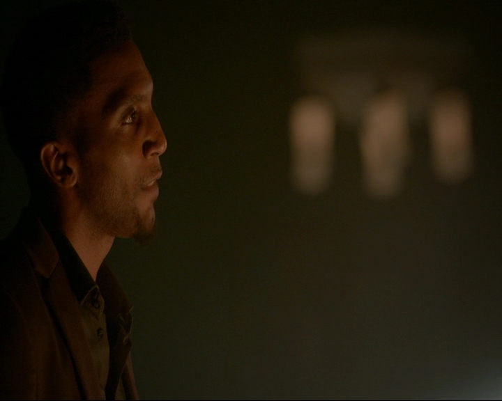 VampireDiaries-dot-nl_TheOriginals4x03HaunterOfRuins0250.jpg