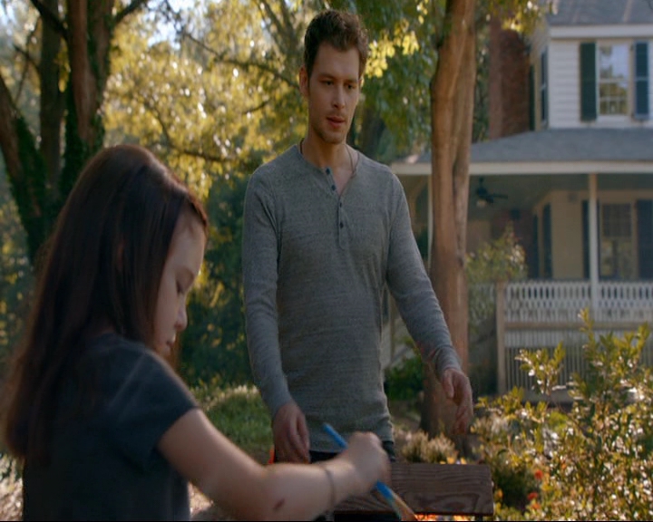 VampireDiaries-dot-nl_TheOriginals4x03HaunterOfRuins0452.jpg