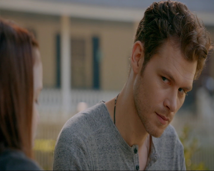 VampireDiaries-dot-nl_TheOriginals4x03HaunterOfRuins0500.jpg