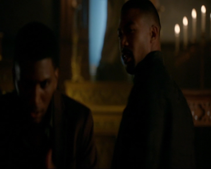 VampireDiaries-dot-nl_TheOriginals4x03HaunterOfRuins0566.jpg