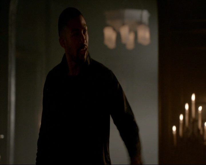 VampireDiaries-dot-nl_TheOriginals4x03HaunterOfRuins0569.jpg