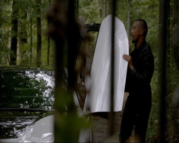 VampireDiaries-dot-nl_TheOriginals4x03HaunterOfRuins0758.jpg