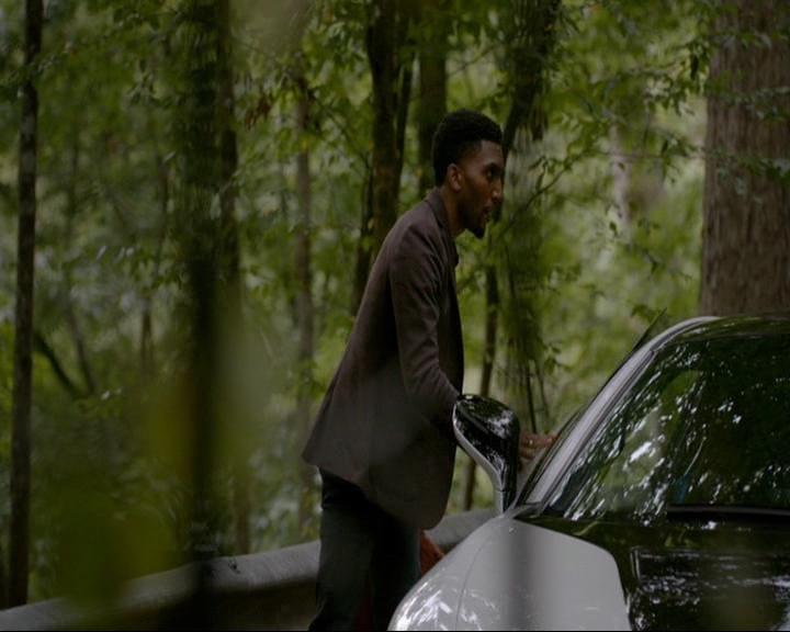 VampireDiaries-dot-nl_TheOriginals4x03HaunterOfRuins0760.jpg