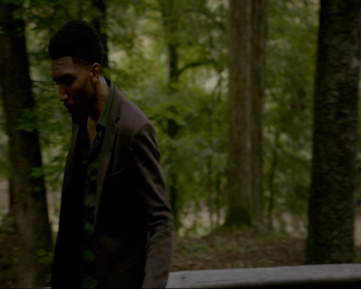 VampireDiaries-dot-nl_TheOriginals4x03HaunterOfRuins0765.jpg