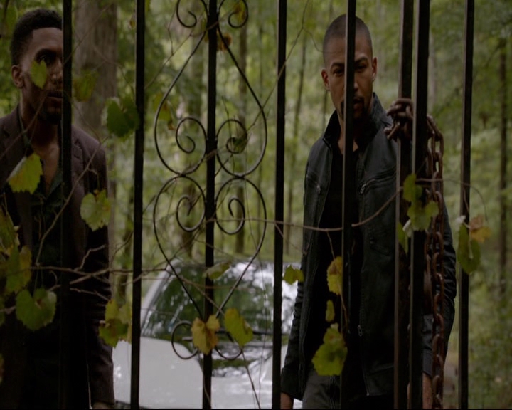 VampireDiaries-dot-nl_TheOriginals4x03HaunterOfRuins0769.jpg