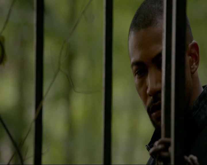 VampireDiaries-dot-nl_TheOriginals4x03HaunterOfRuins0841.jpg