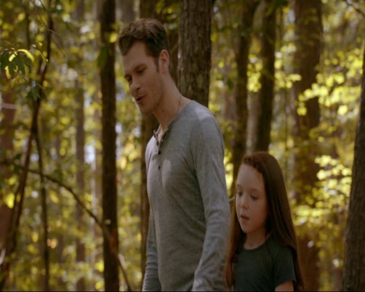 VampireDiaries-dot-nl_TheOriginals4x03HaunterOfRuins0966.jpg