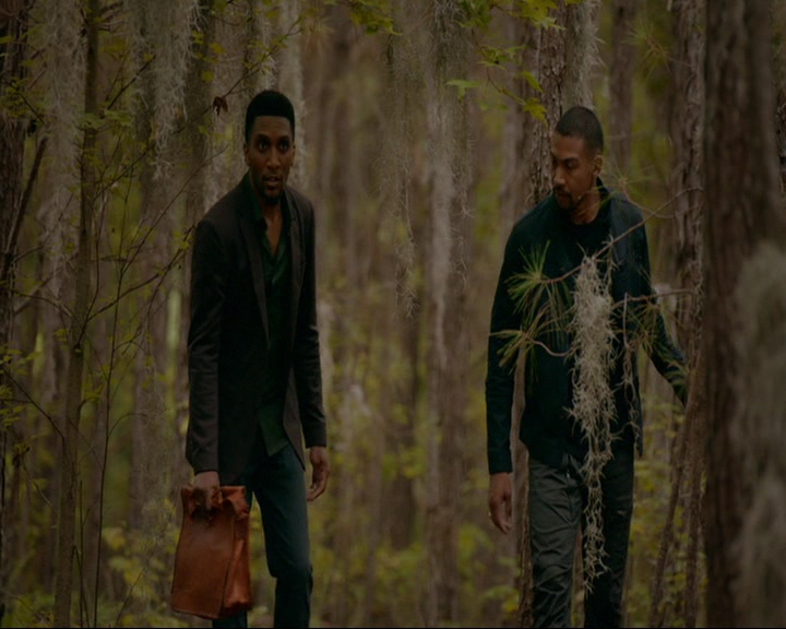 VampireDiaries-dot-nl_TheOriginals4x03HaunterOfRuins1145.jpg