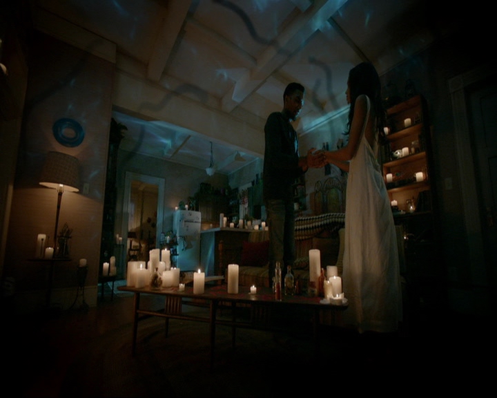 VampireDiaries-dot-nl_TheOriginals4x03HaunterOfRuins1292.jpg