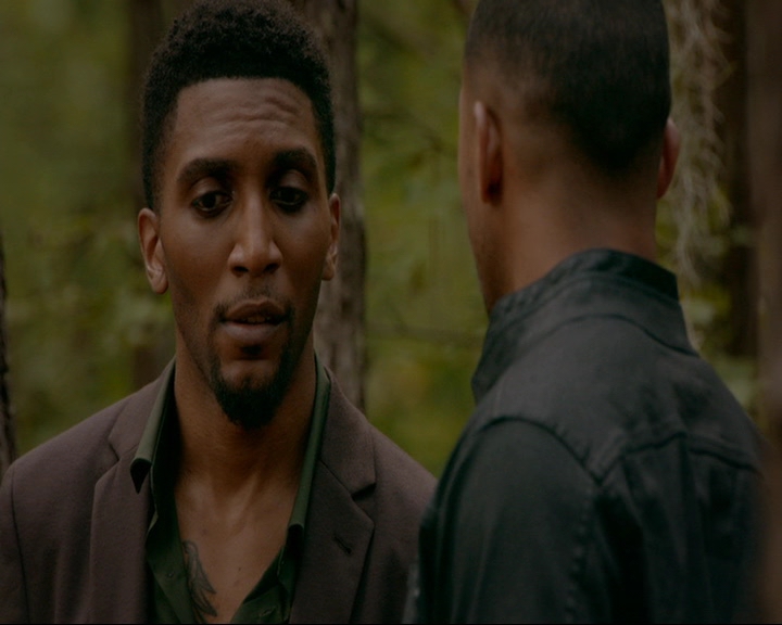 VampireDiaries-dot-nl_TheOriginals4x03HaunterOfRuins1305.jpg