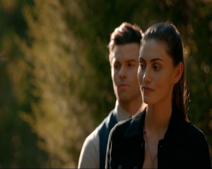 VampireDiaries-dot-nl_TheOriginals4x05IHearYouKnocking0603.jpg