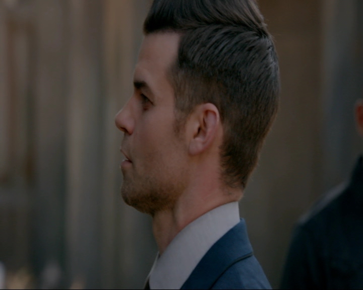 VampireDiaries-dot-nl_TheOriginals4x05IHearYouKnocking0677.jpg