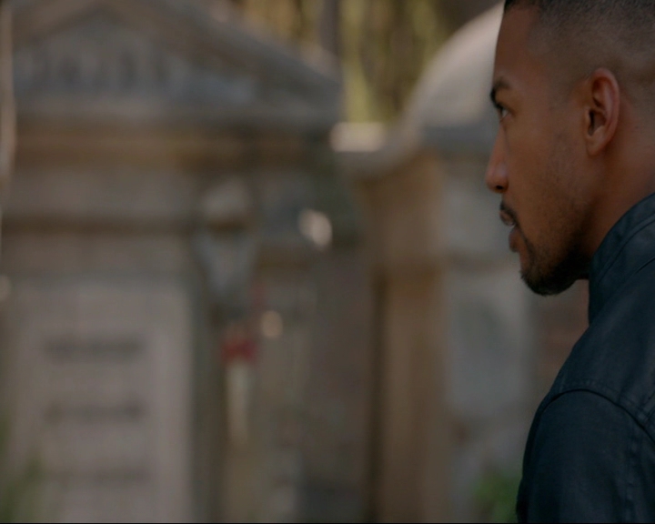 VampireDiaries-dot-nl_TheOriginals4x05IHearYouKnocking0693.jpg