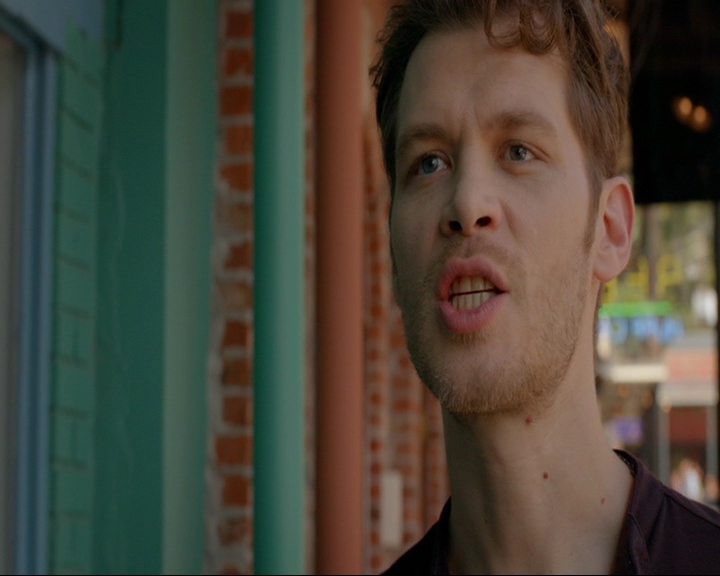 VampireDiaries-dot-nl_TheOriginals4x05IHearYouKnocking0813.jpg