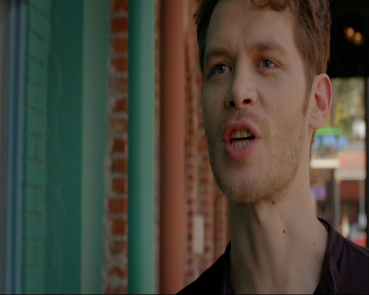 VampireDiaries-dot-nl_TheOriginals4x05IHearYouKnocking0814.jpg