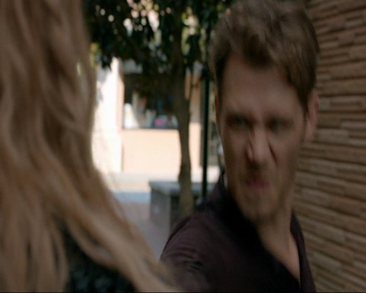 VampireDiaries-dot-nl_TheOriginals4x05IHearYouKnocking1191.jpg