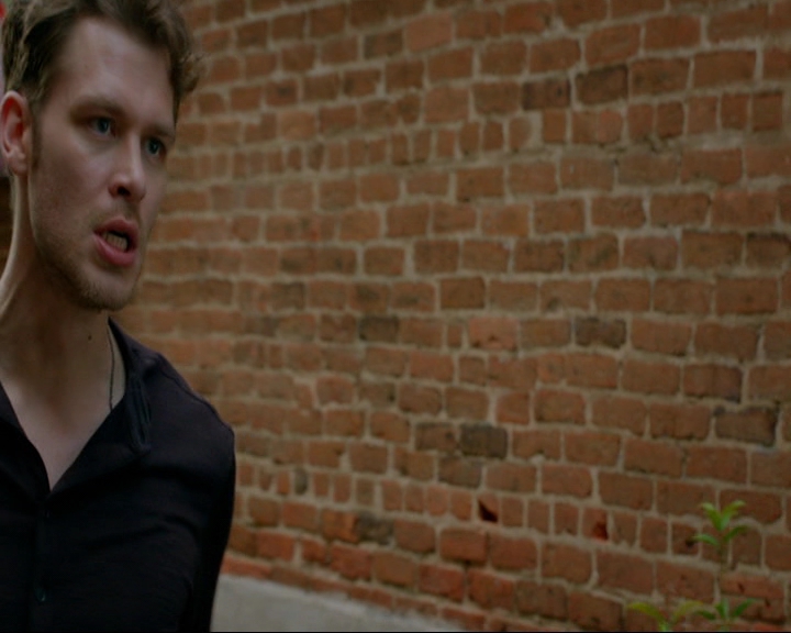 VampireDiaries-dot-nl_TheOriginals4x05IHearYouKnocking1224.jpg