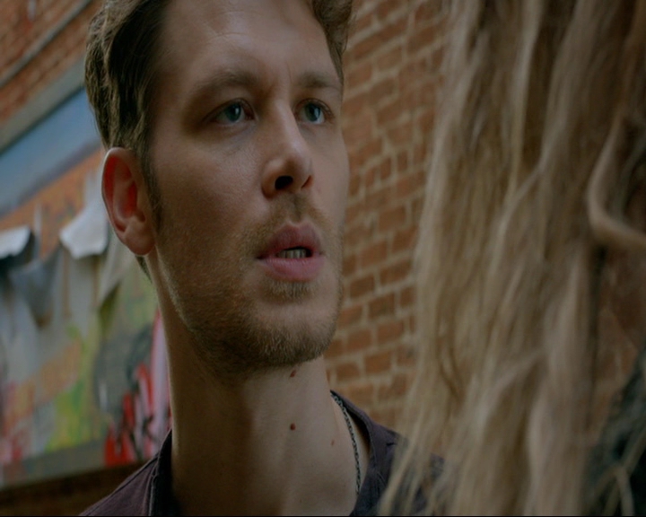 VampireDiaries-dot-nl_TheOriginals4x05IHearYouKnocking1249.jpg