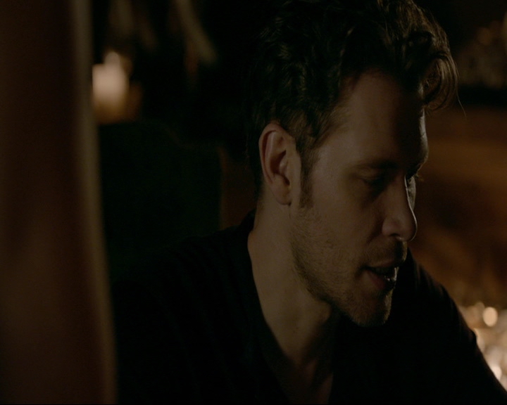 VampireDiaries-dot-nl_TheOriginals4x05IHearYouKnocking1933.jpg