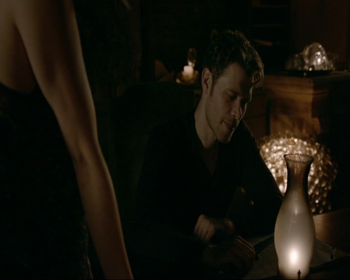 VampireDiaries-dot-nl_TheOriginals4x05IHearYouKnocking1939.jpg