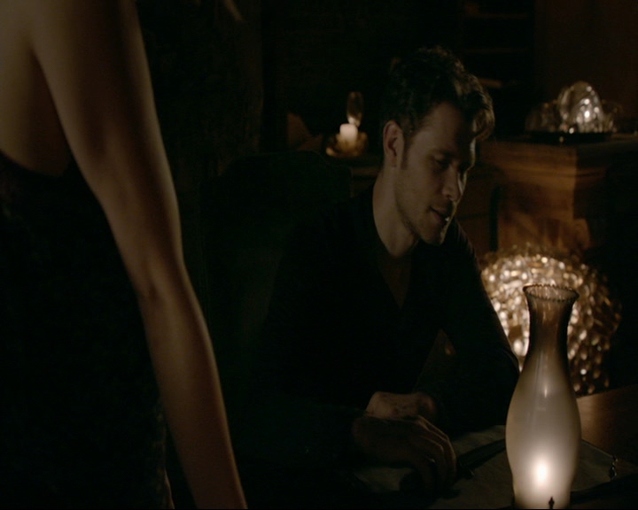 VampireDiaries-dot-nl_TheOriginals4x05IHearYouKnocking1940.jpg