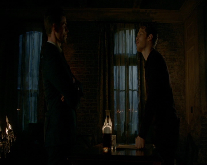 VampireDiaries-dot-nl_TheOriginals4x05IHearYouKnocking1955.jpg