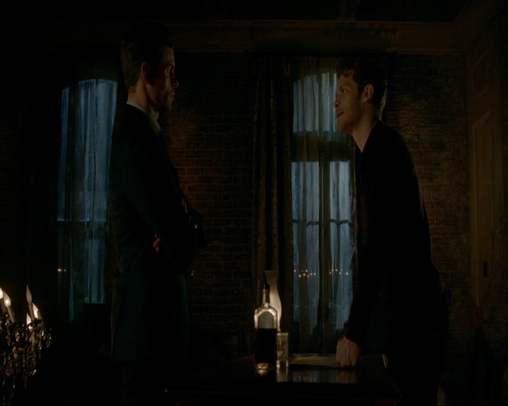 VampireDiaries-dot-nl_TheOriginals4x05IHearYouKnocking1957.jpg