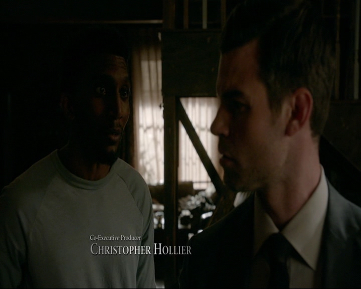 VampireDiaries-dot-nl_TheOriginals4x06BagOfCobras0165.jpg