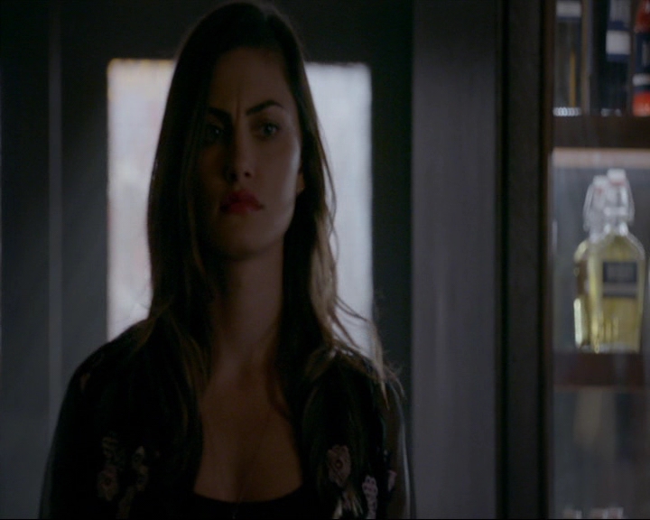 VampireDiaries-dot-nl_TheOriginals4x06BagOfCobras0262.jpg