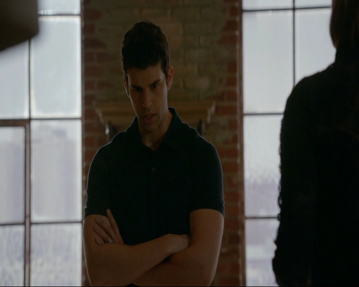 VampireDiaries-dot-nl_TheOriginals4x06BagOfCobras0300.jpg