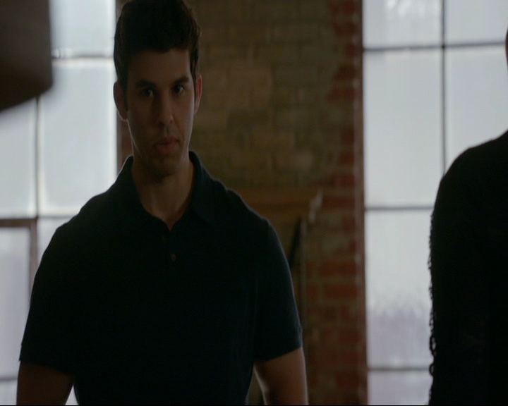 VampireDiaries-dot-nl_TheOriginals4x06BagOfCobras0310.jpg