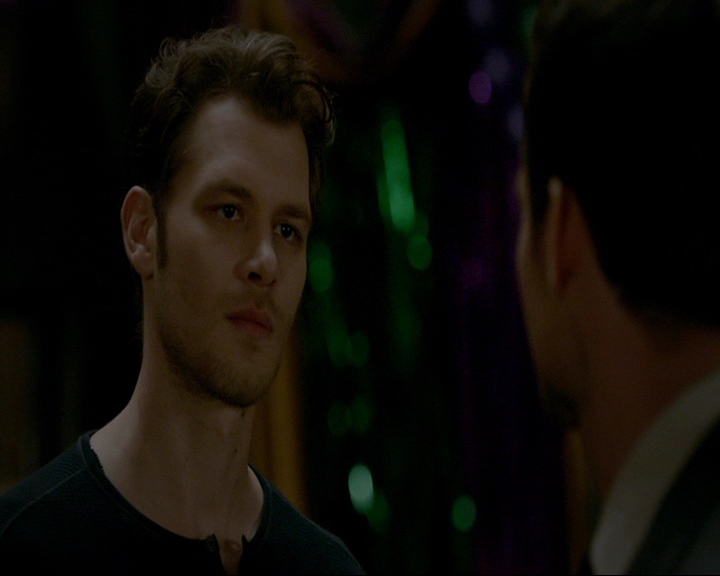 VampireDiaries-dot-nl_TheOriginals4x06BagOfCobras0431.jpg