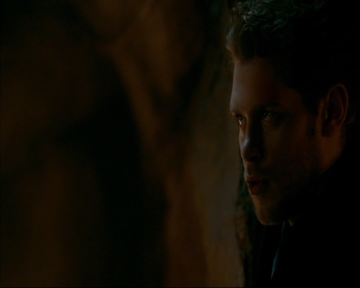 VampireDiaries-dot-nl_TheOriginals4x06BagOfCobras0553.jpg