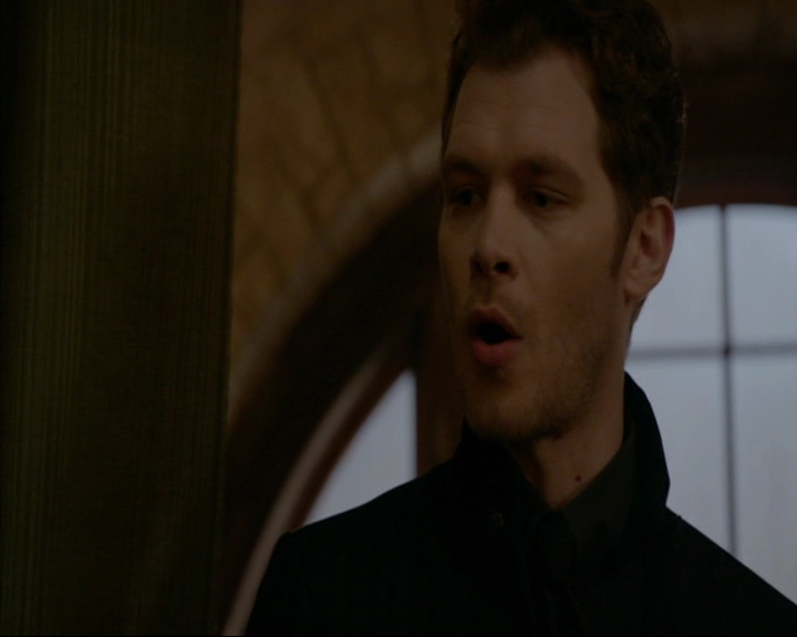 VampireDiaries-dot-nl_TheOriginals4x06BagOfCobras0637.jpg