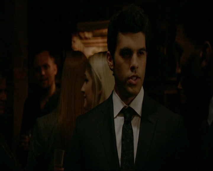 VampireDiaries-dot-nl_TheOriginals4x06BagOfCobras0688.jpg