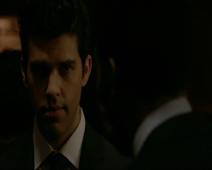 VampireDiaries-dot-nl_TheOriginals4x06BagOfCobras0705.jpg