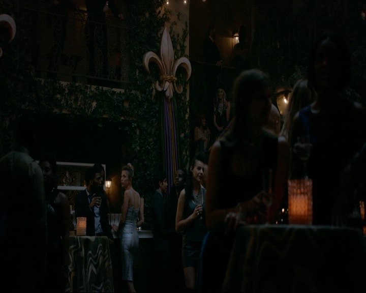 VampireDiaries-dot-nl_TheOriginals4x06BagOfCobras1529.jpg