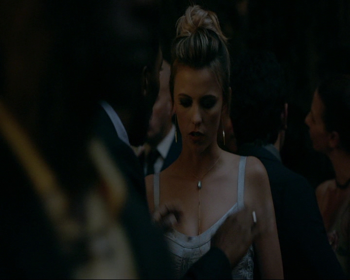 VampireDiaries-dot-nl_TheOriginals4x06BagOfCobras1554.jpg