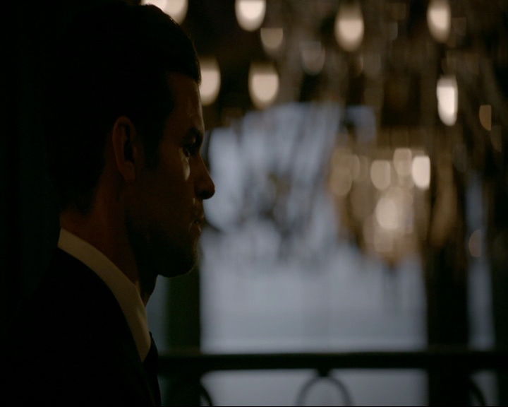 VampireDiaries-dot-nl_TheOriginals4x06BagOfCobras1621.jpg