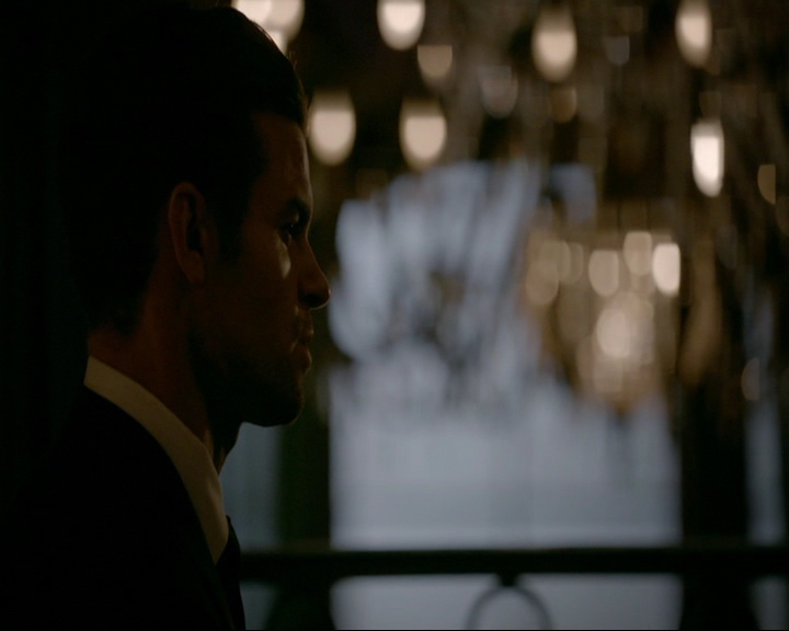 VampireDiaries-dot-nl_TheOriginals4x06BagOfCobras1622.jpg