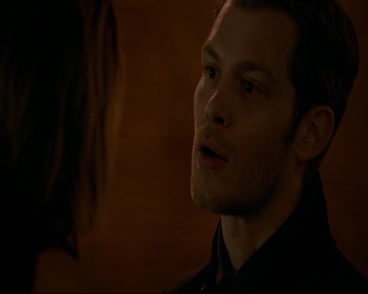 VampireDiaries-dot-nl_TheOriginals4x06BagOfCobras1965.jpg