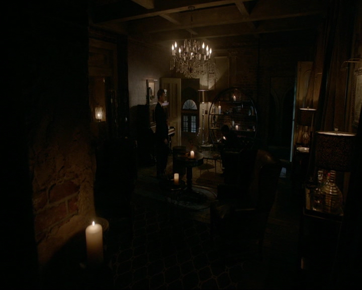 VampireDiaries-dot-nl_TheOriginals4x06BagOfCobras2045.jpg