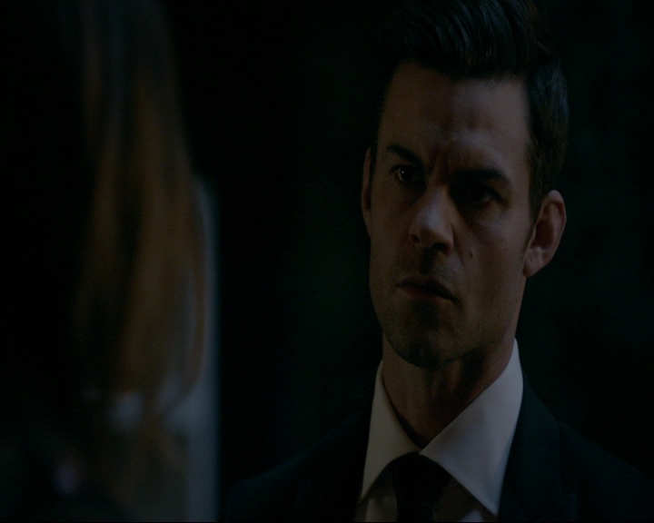 VampireDiaries-dot-nl_TheOriginals4x06BagOfCobras2274.jpg