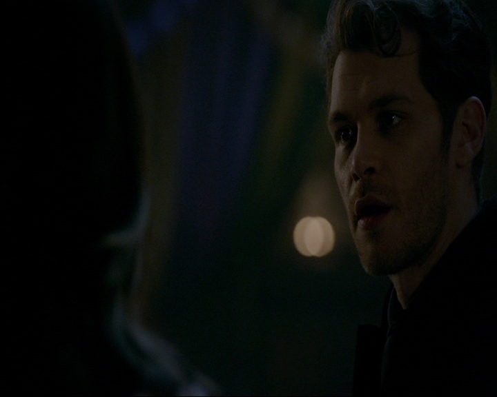 VampireDiaries-dot-nl_TheOriginals4x06BagOfCobras2281.jpg