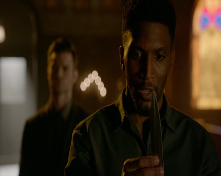 VampireDiaries-dot-nl_TheOriginals4x07HighWaterandaDevilsDaughter0311.jpg